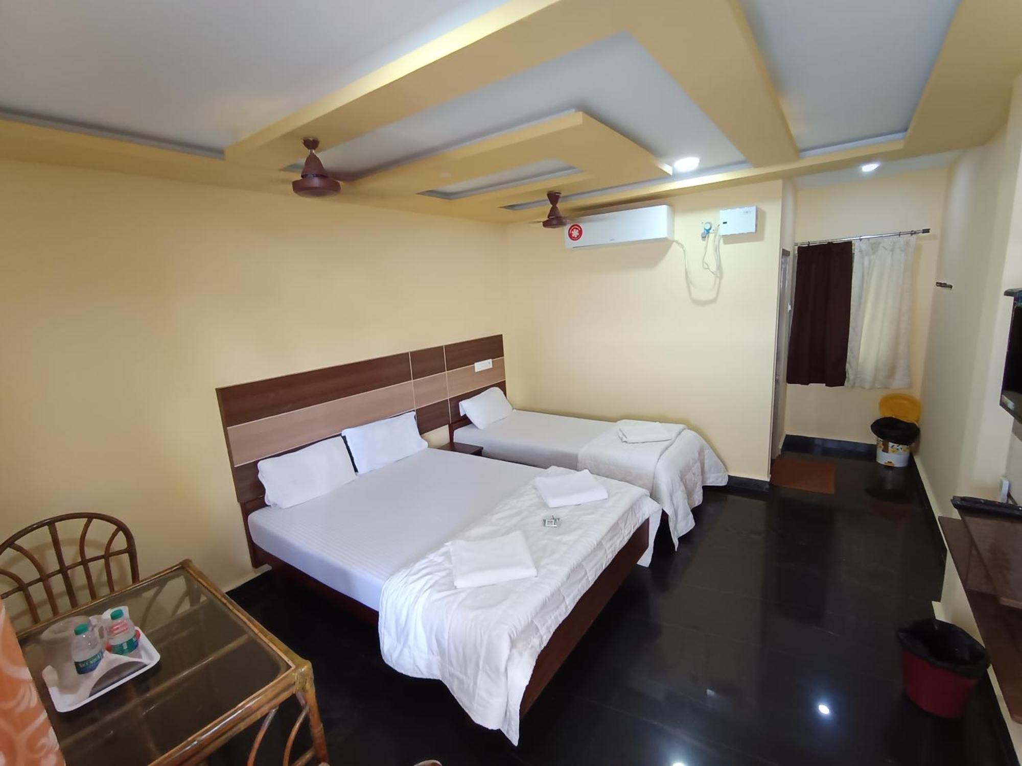 Sri Murugan Beach Paradise Hotel Mahabalipuram Exterior photo