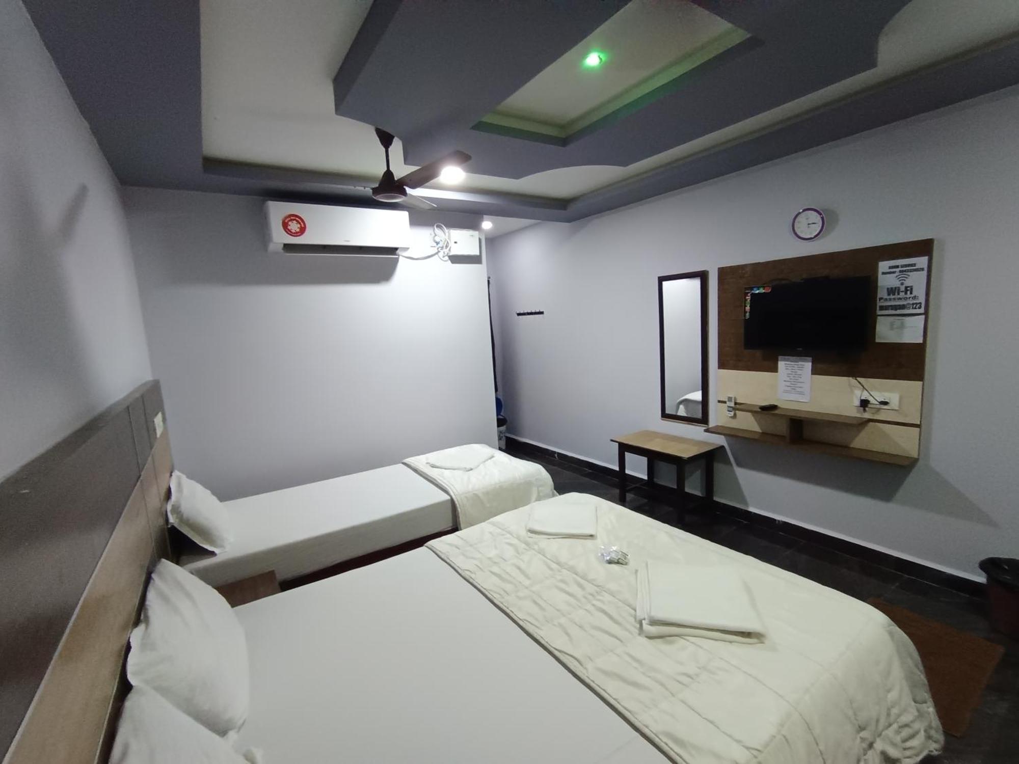 Sri Murugan Beach Paradise Hotel Mahabalipuram Exterior photo