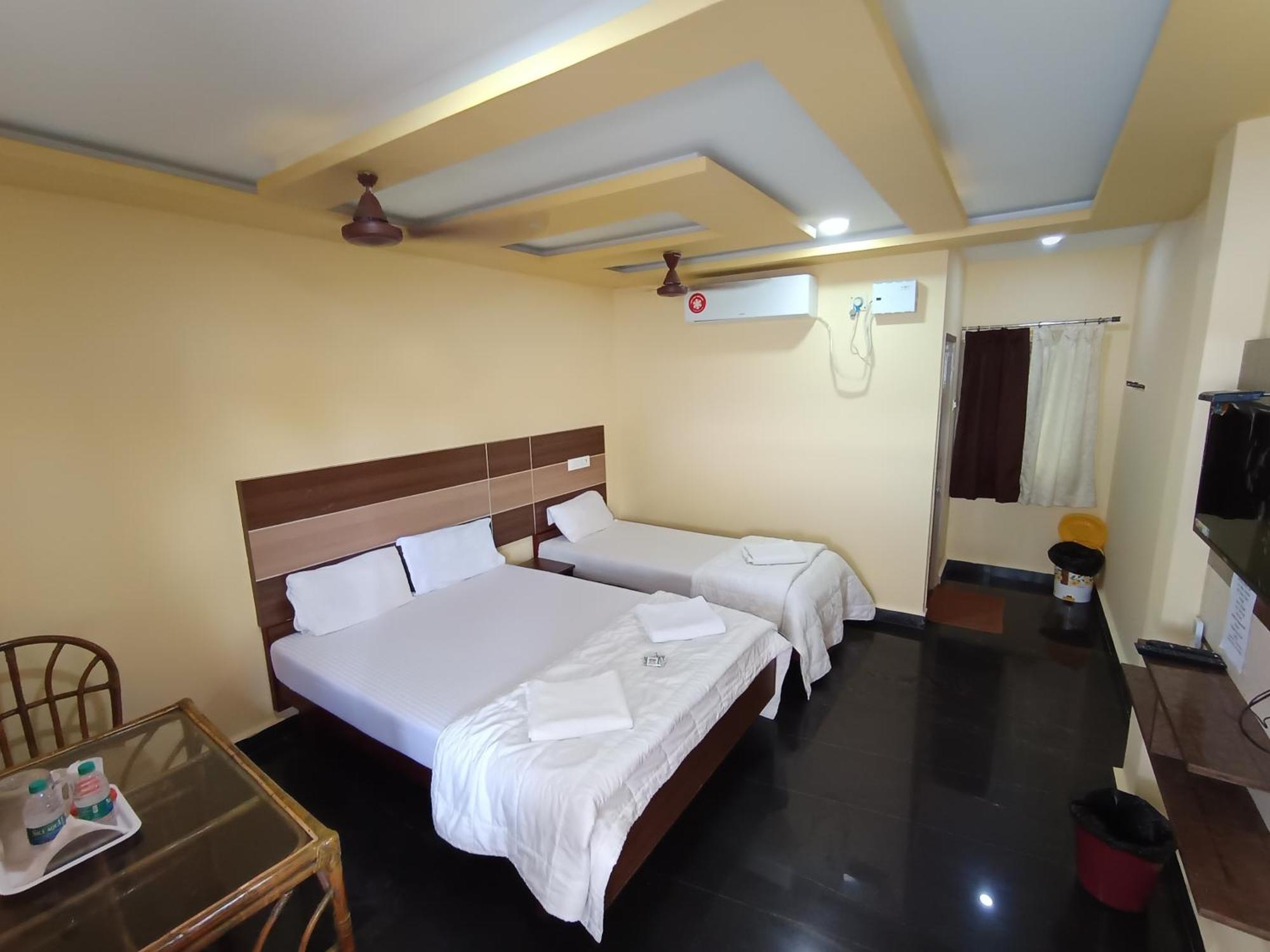 Sri Murugan Beach Paradise Hotel Mahabalipuram Exterior photo