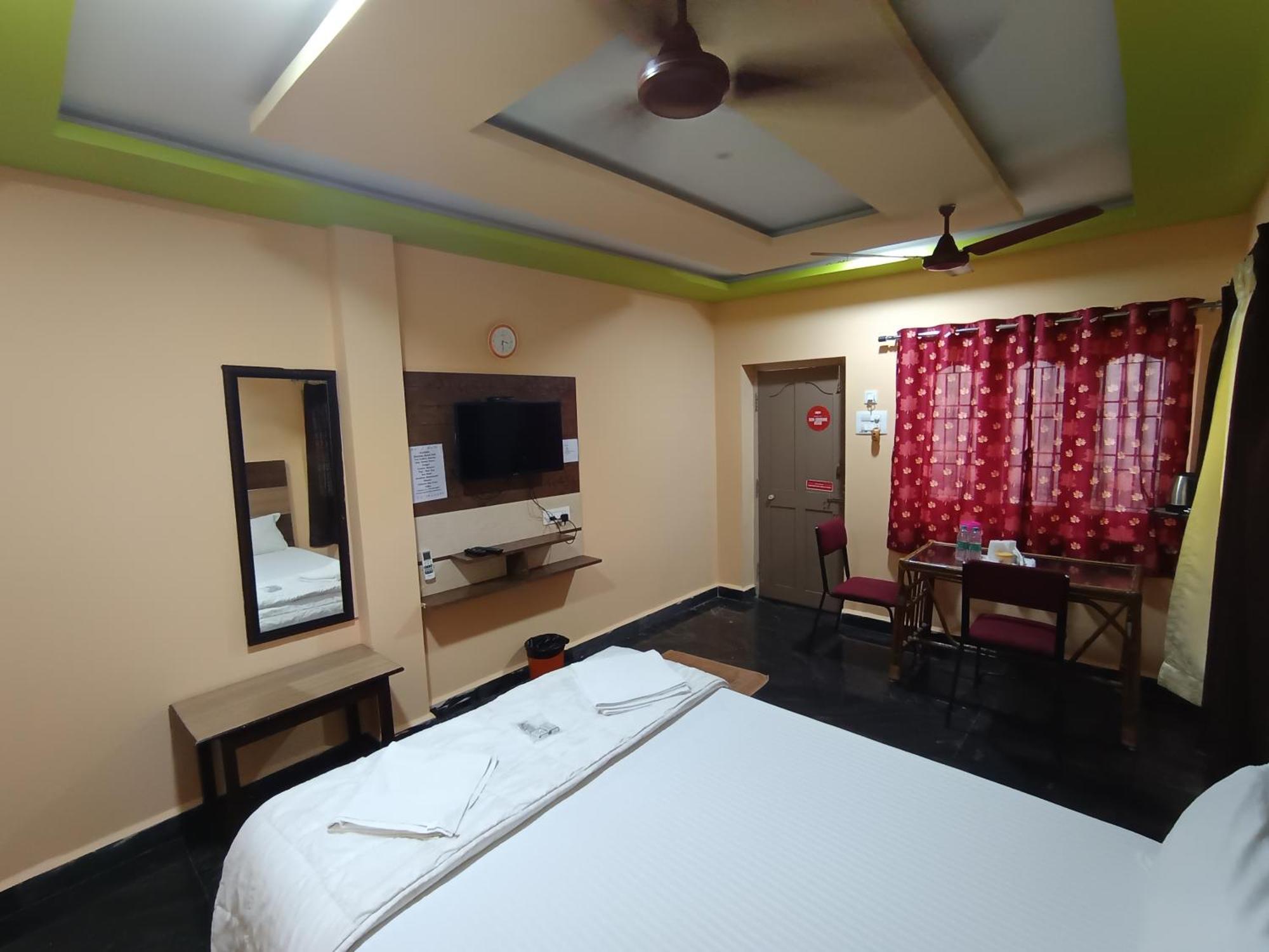 Sri Murugan Beach Paradise Hotel Mahabalipuram Exterior photo