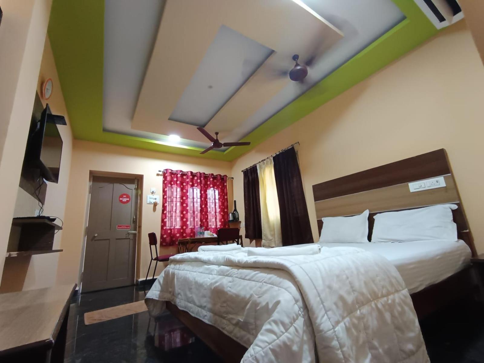 Sri Murugan Beach Paradise Hotel Mahabalipuram Exterior photo
