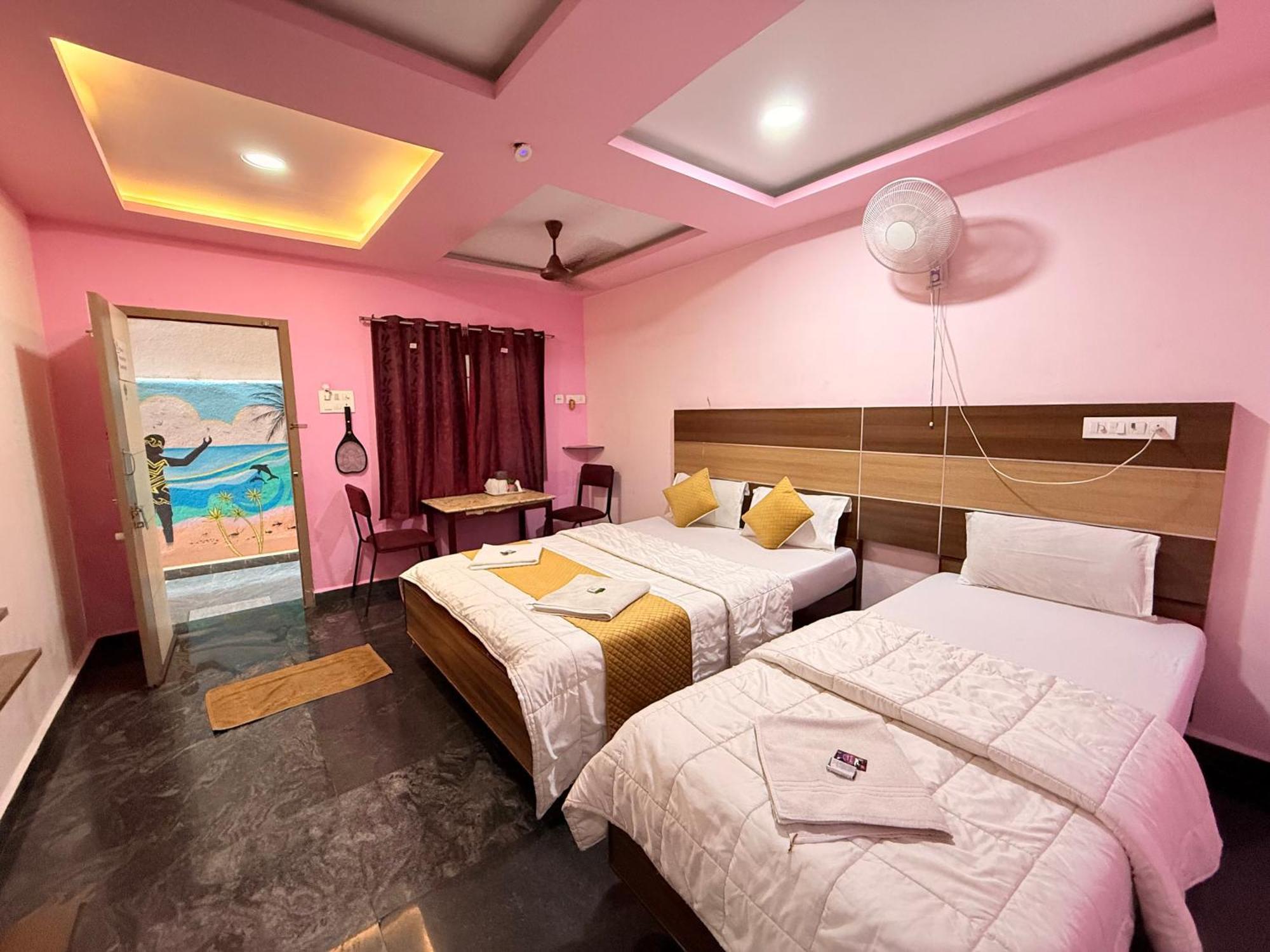 Sri Murugan Beach Paradise Hotel Mahabalipuram Exterior photo